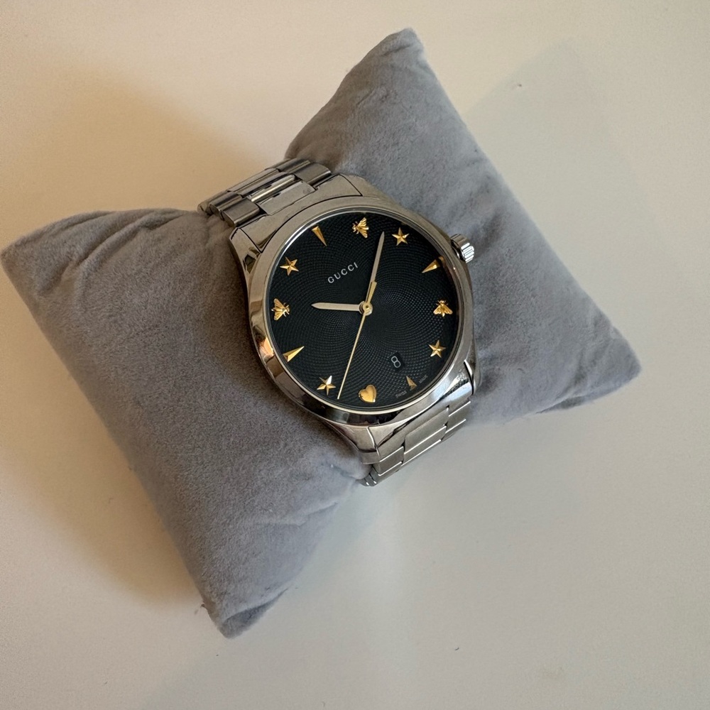 Gucci G-Timeless 38mm steel watch